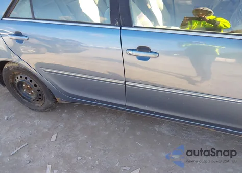 2004 Toyota Camry Xle from USA, damaged, VIN 4T1BE30K84U879013